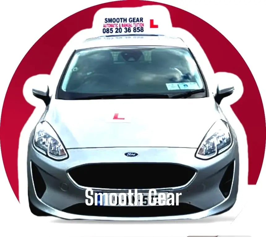 Smooth Gear Driving School Logo-1